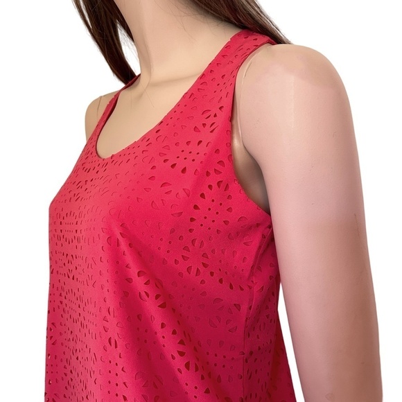 Jeanne Beker Top Tank Blouse Laser Cut Design Sleeveless Cheater Cut Pullover - Picture 4 of 12